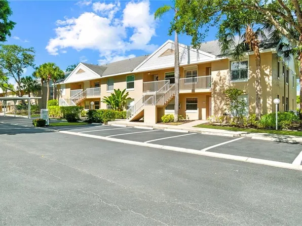 162 Pebble Shores DR #203, NAPLES, FL 34110