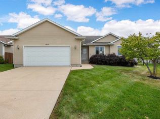 1435 49th St, Marion, IA 52302