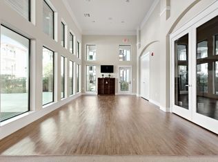 15455 Canterbury Forest Dr #121, Tomball, TX 77377