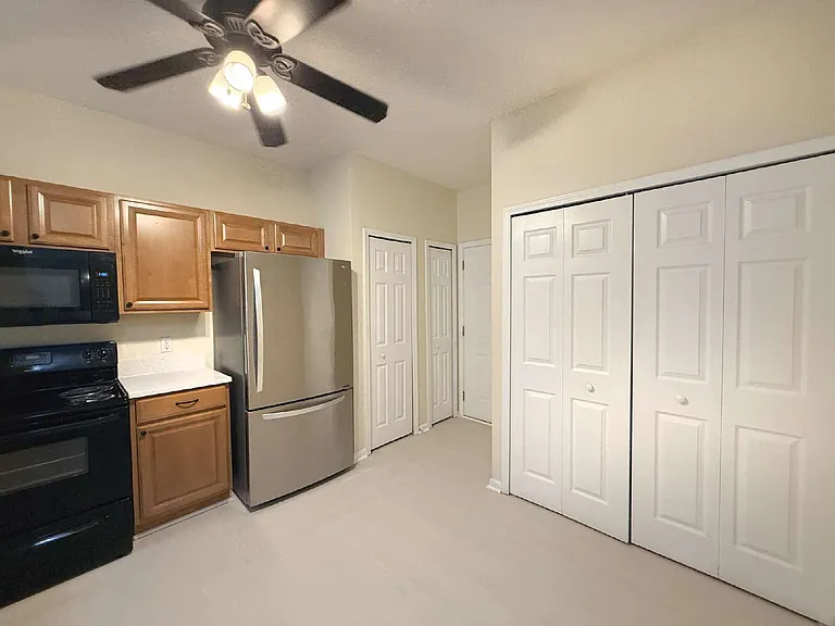 374 Scrub Jay Dr — Photo 5