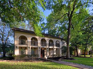 5903 Green Springs Dr, Houston, TX 77066