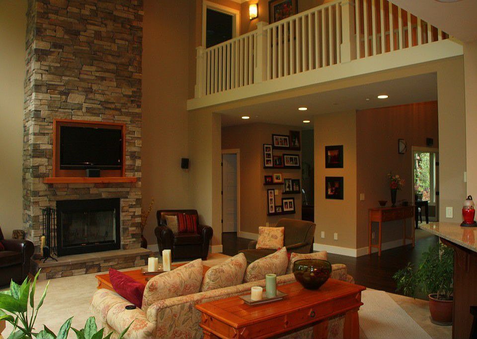 2nd image of 1015 Red Tail Ln