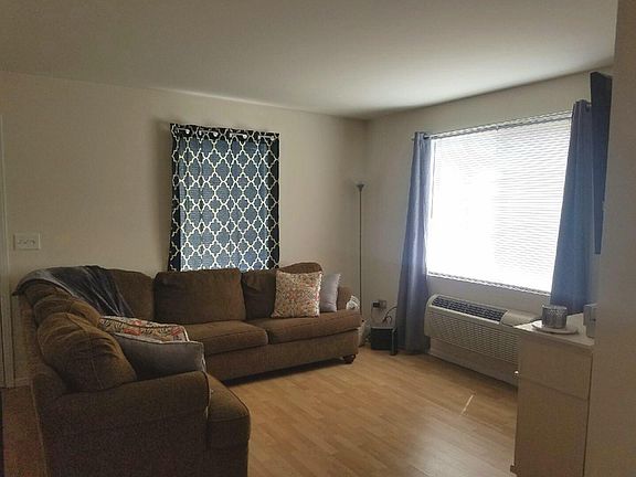 5th image of 2207 Silverstone Dr