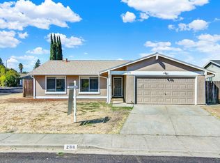 288 Ponderosa Dr, Vacaville, CA