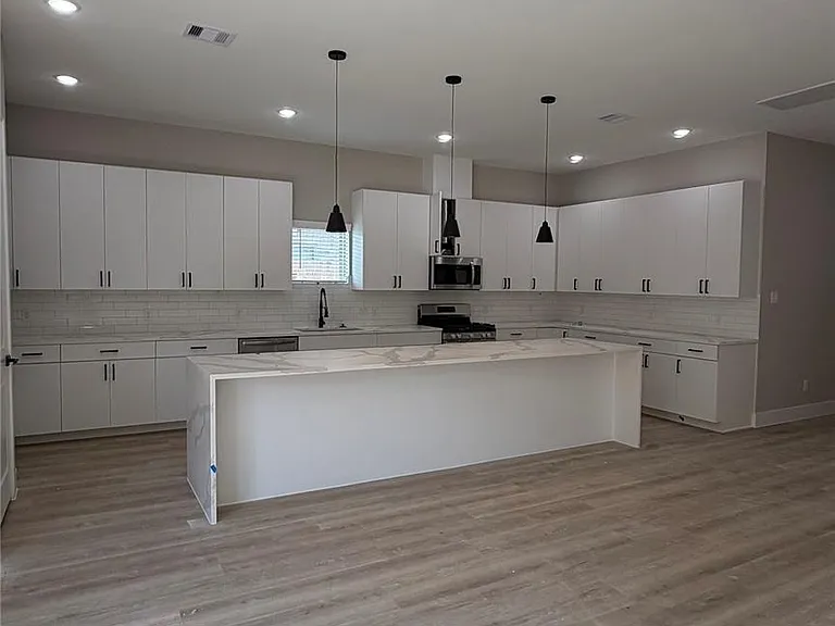 2615 Piemonte Avenue Cir — Photo 4