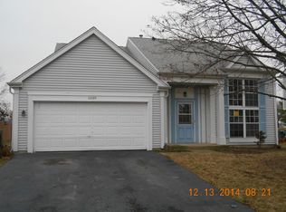 2689 Moss Ln, Aurora, IL 60504