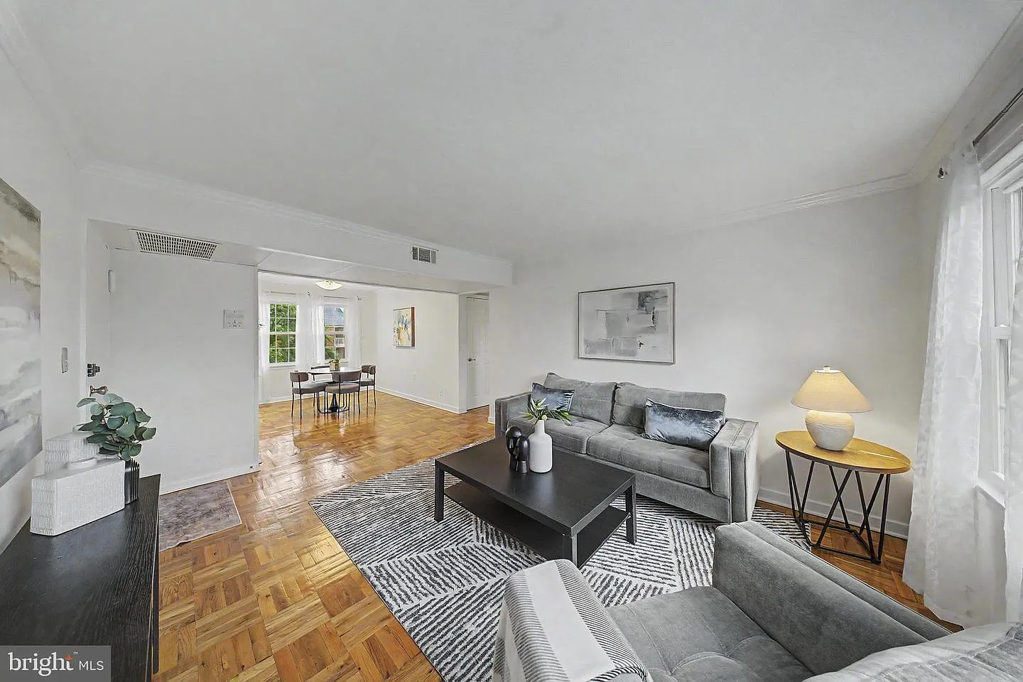 2 bed, 768 sqft, $2,100 — Photo 1