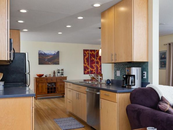 2220 N Star St APT 3