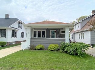 816 Arthur Ave, Racine, WI 53405