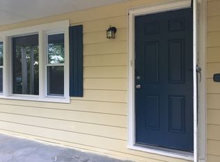 707 S Courtleigh Dr, Wichita, KS 67218