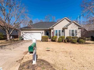 9 Flannery Ct, Fountain Inn, SC 29644