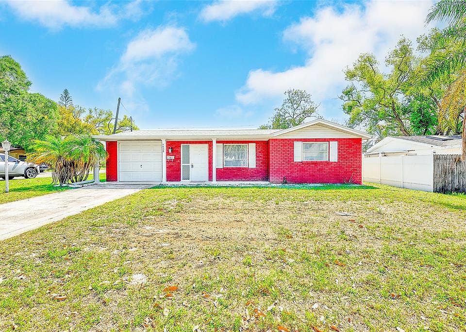 1st image of 4936 Uranus Ave