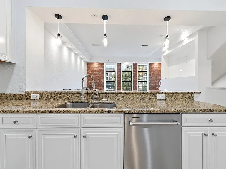 2236 Soho Bay Ct — Photo 15