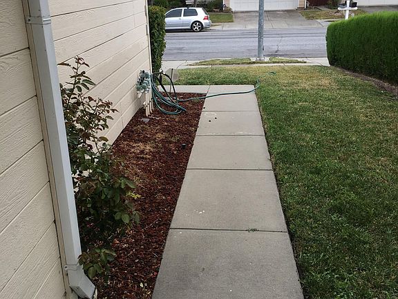 4th image of 5431 Shattuck Ave