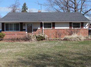 7533 Miami Rd, Mentor On The Lake, OH 44060