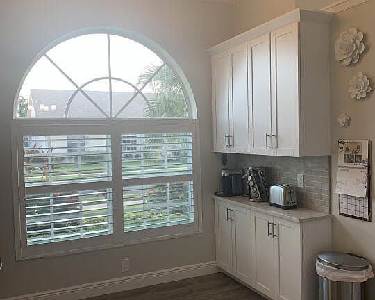 2nd image of 288 Moccasin Trail W