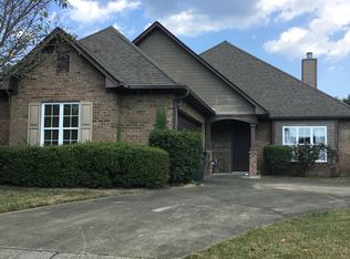 200 Creekside Ct, Pelham, AL 35124