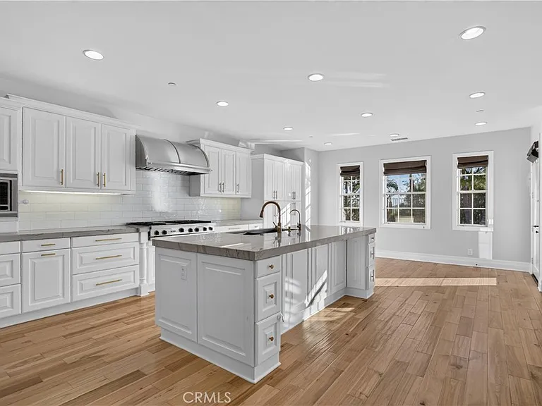 19 Bell Pasture Rd — Photo 14