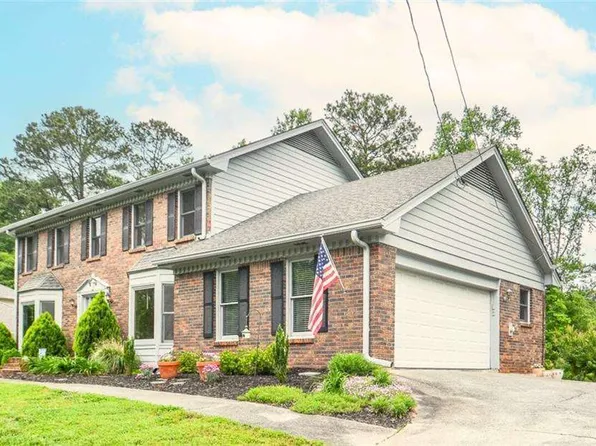 830 Montego Way SW, Lilburn, GA 30047