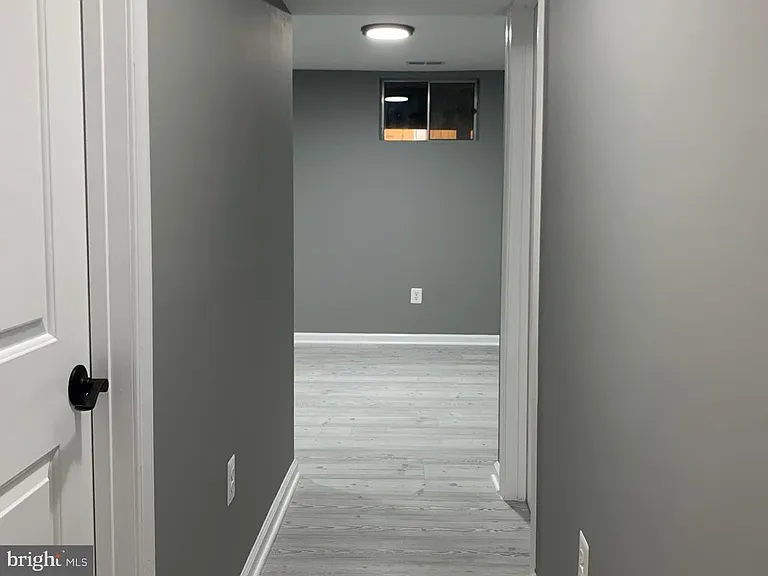 8262 Vernon St — Photo 13