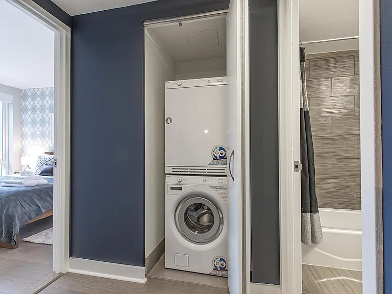 450 W 42nd St #26M — Photo 5