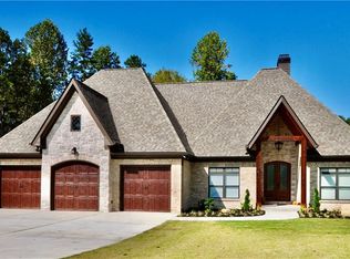 1328 Skelton Rd, Hoschton, GA 30548