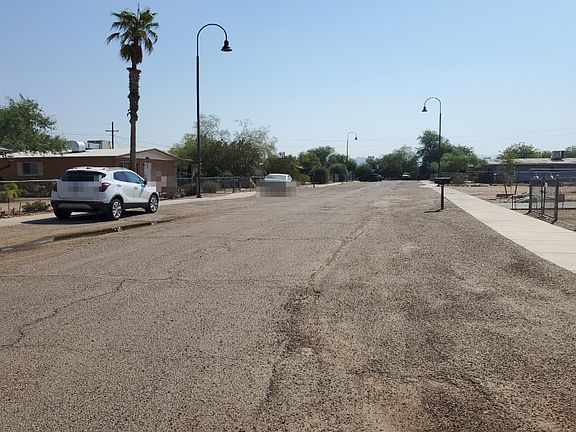 5th image of 11636 W Watz St
