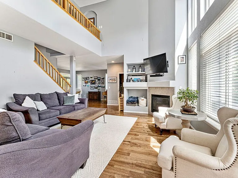 4172 S Deframe Ct — Photo 10
