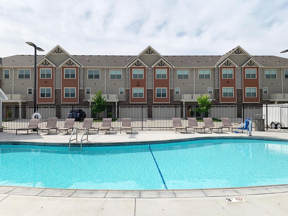 Aspire Townhomes 6950 Stagecoach Dr West Des Moines IA Zillow