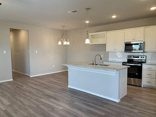 3rd image of 1219 Preston Trl #A