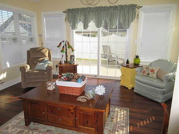 4th image of 2331 Walnut Creek Dr