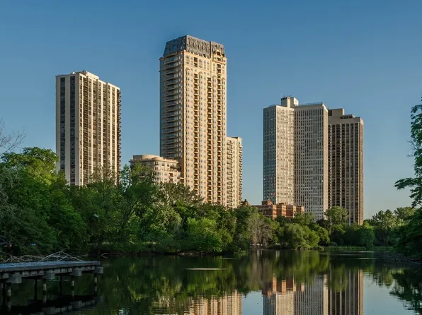 2550 N Lakeview Ave Unit S3002, Chicago, IL 60614