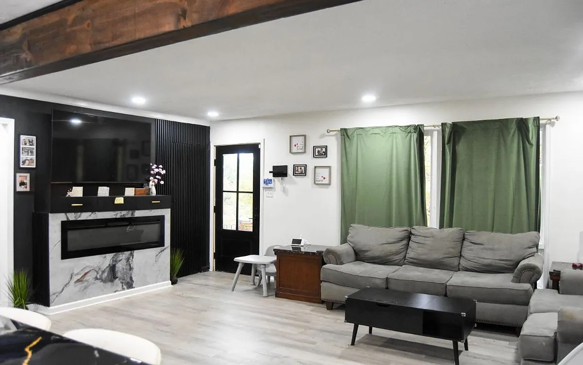 Building Photo - 1317 Kilby Ter