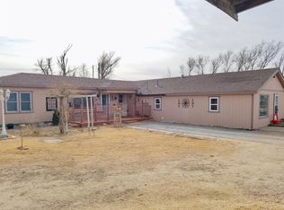 2447 E Road 13, Ulysses, KS 67880