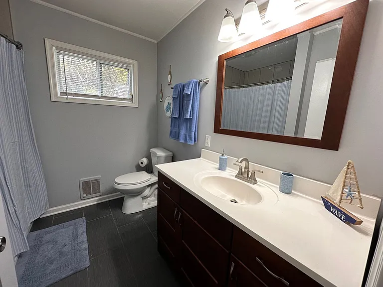1325 Rohrerstown Rd — Photo 9