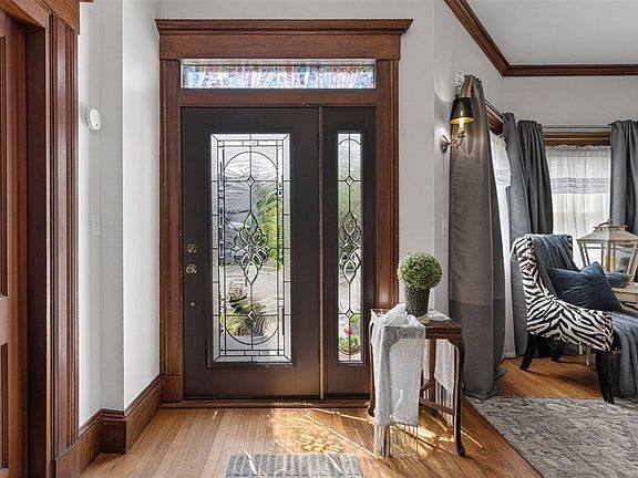 3rd image of 79 Park Street