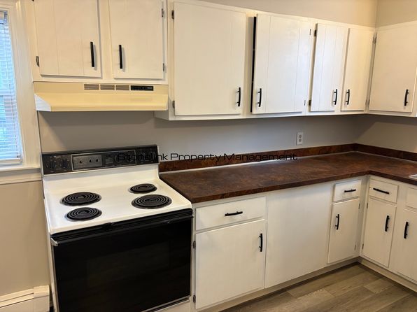 66 Hamlet Ave UNIT 3