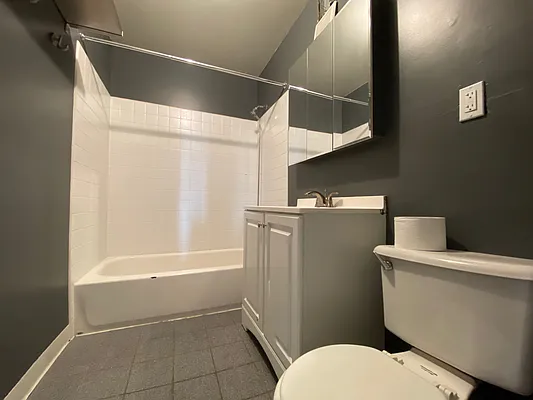 Rented by Nooklyn NYC LLC | media 56