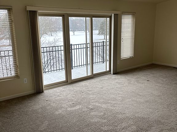 4th image of 38384 Country Club Dr