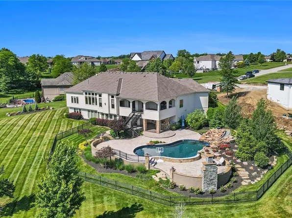 12809 NE 117th St, Kearney, MO 64060