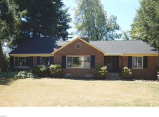 1520 Alton Dr, Akron, OH 44313