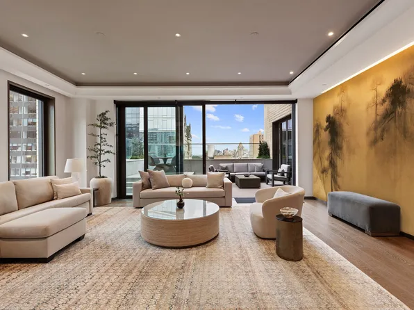 730 Fifth Avenue image 1 of 9