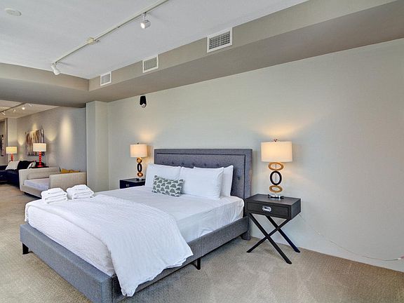 5th image of 487 King St Suite 201