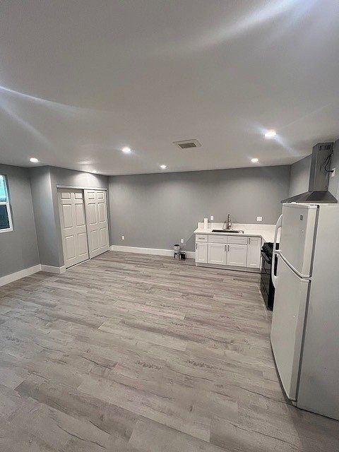 1st image of 9331 Roslyndale Ave