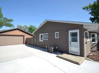 116 McCabe Dr, Streamwood, IL 60107