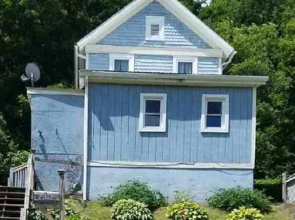 11 Old Colesburg Rd, Coudersport, PA 16915