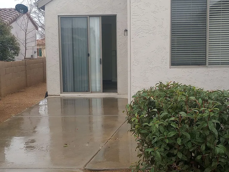 1651 N Thimble Ln — Photo 3