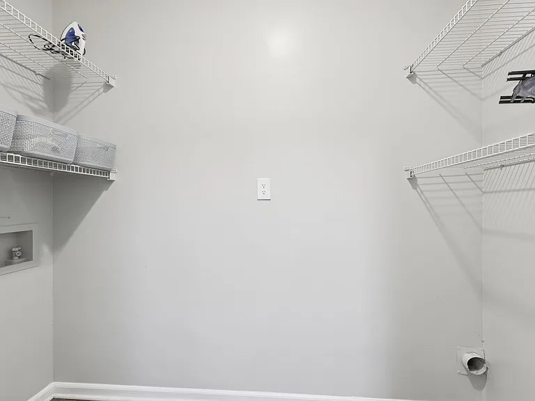 Brookside Park Apartments — Photo 87