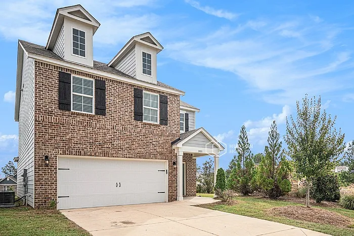 301 Chelsea Park Rd — Photo 3