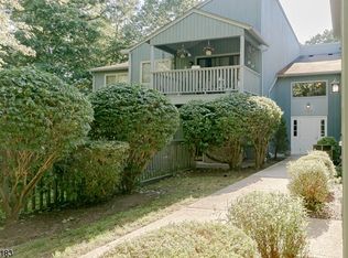 17 Drake Ln #17, Ledgewood, NJ 07852